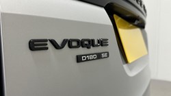 2020 (20) LAND ROVER RANGE ROVER EVOQUE 2.0 D180 R-Dynamic SE 5dr Auto 5350675