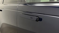 2023 (23) LAND ROVER RANGE ROVER VELAR 2.0 P250 R-Dynamic S 5dr Auto 5210939