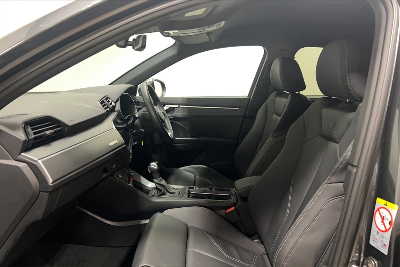 2024 (24) AUDI Q3 35 TFSI S Line 5dr S Tronic [Leather] 5213743