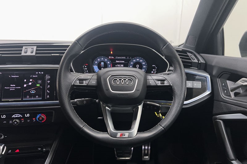 2024 (24) AUDI Q3 35 TFSI S Line 5dr S Tronic [Leather] 5213751