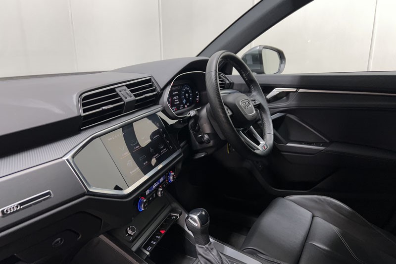 2024 (24) AUDI Q3 35 TFSI S Line 5dr S Tronic [Leather] 5213774