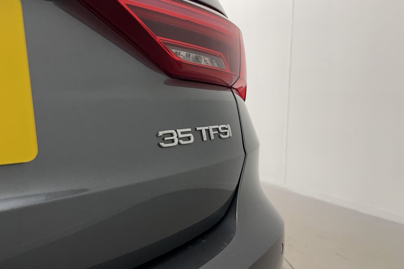 2024 (24) AUDI Q3 35 TFSI S Line 5dr S Tronic [Leather] 5213787