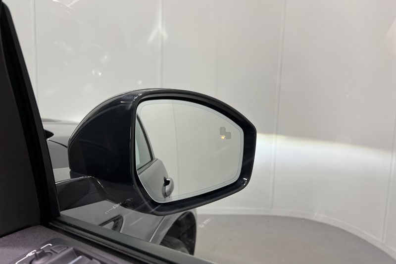 2020 (69) LAND ROVER DISCOVERY SPORT 2.0 D180 R-Dynamic SE 5dr Auto 5231449