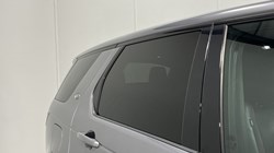 2020 (69) LAND ROVER DISCOVERY SPORT 2.0 D180 R-Dynamic SE 5dr Auto 5231475