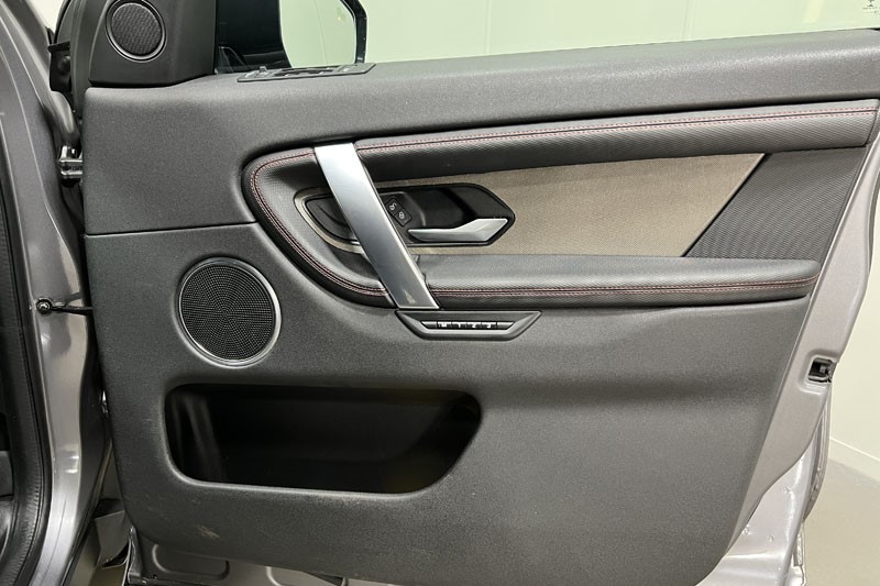 2020 (69) LAND ROVER DISCOVERY SPORT 2.0 D180 R-Dynamic SE 5dr Auto 5231446