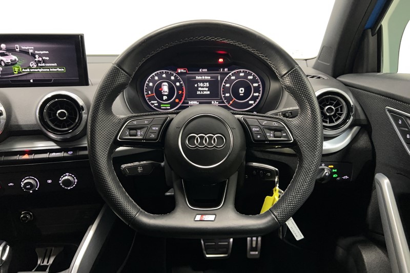 2022 (22) AUDI Q2 35 TFSI Black Edition 5dr S Tronic 5213804