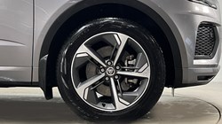 2024 (73) JAGUAR E-PACE 2.0 D200 R-Dynamic SE Black 5dr Auto 5216782