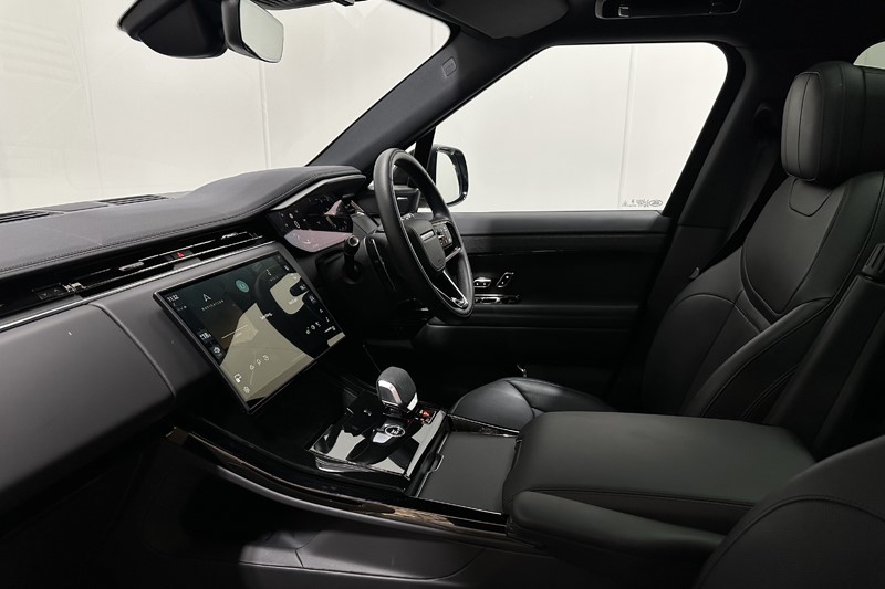 2026 (26) LAND ROVER RANGE ROVER SPORT 3.0 D300 Dynamic SE 5dr Auto 5891241
