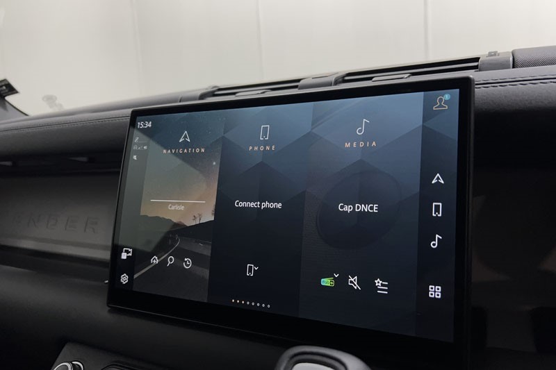 2025 (25) LAND ROVER COMMERCIAL DEFENDER 3.0 D250 Hard Top X-Dynamic SE Auto [3 Seat] 5212554