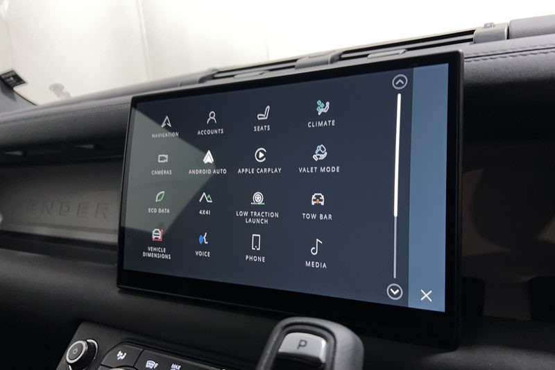 2025 (25) LAND ROVER COMMERCIAL DEFENDER 3.0 D250 Hard Top X-Dynamic SE Auto [3 Seat] 5212560