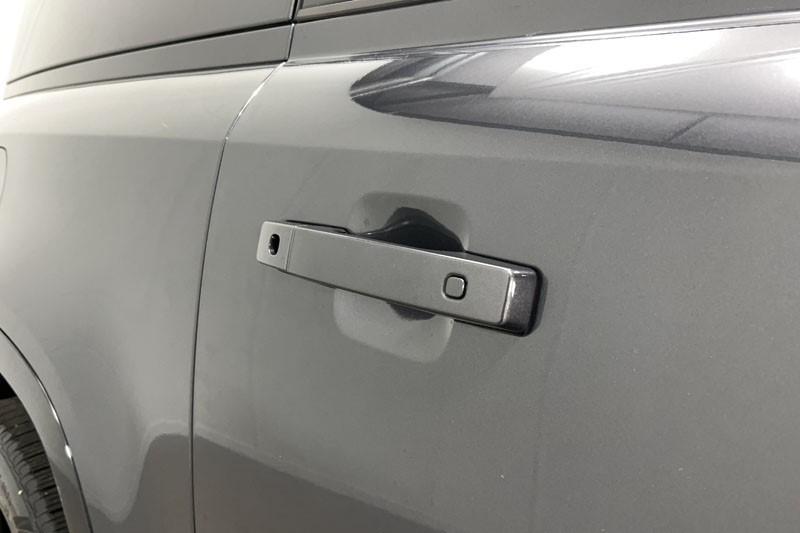 2025 (25) LAND ROVER COMMERCIAL DEFENDER 3.0 D250 Hard Top X-Dynamic SE Auto [3 Seat] 5212572