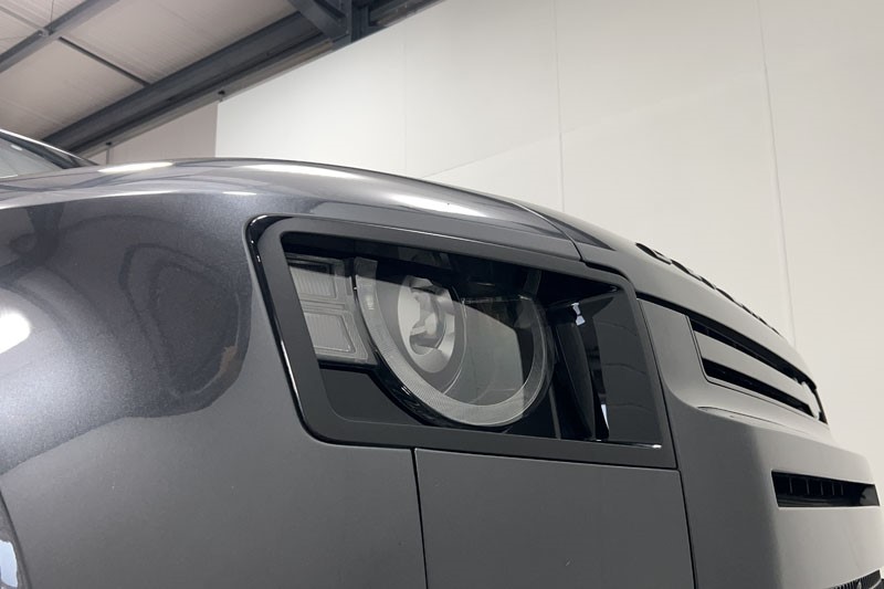 2025 (25) LAND ROVER COMMERCIAL DEFENDER 3.0 D250 Hard Top X-Dynamic SE Auto [3 Seat] 5212576