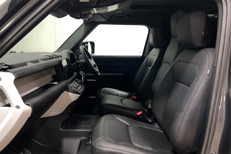 2025 (25) LAND ROVER COMMERCIAL DEFENDER 3.0 D250 Hard Top X-Dynamic SE Auto [3 Seat] 5212522