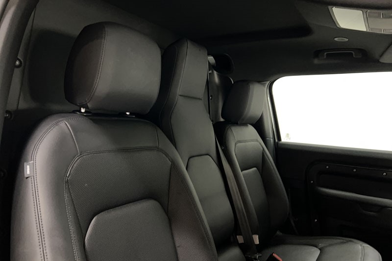 2025 (25) LAND ROVER COMMERCIAL DEFENDER 3.0 D250 Hard Top X-Dynamic SE Auto [3 Seat] 5212544