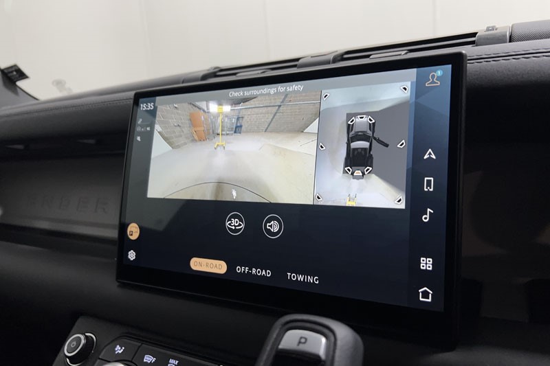 2025 (25) LAND ROVER COMMERCIAL DEFENDER 3.0 D250 Hard Top X-Dynamic SE Auto [3 Seat] 5212557