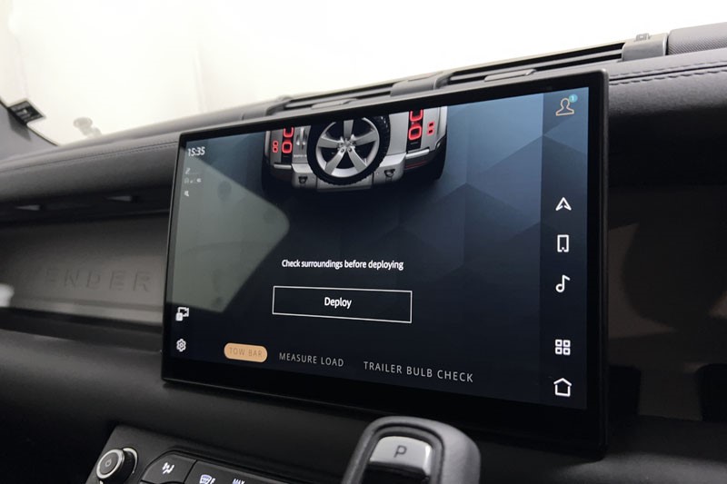 2025 (25) LAND ROVER COMMERCIAL DEFENDER 3.0 D250 Hard Top X-Dynamic SE Auto [3 Seat] 5212563