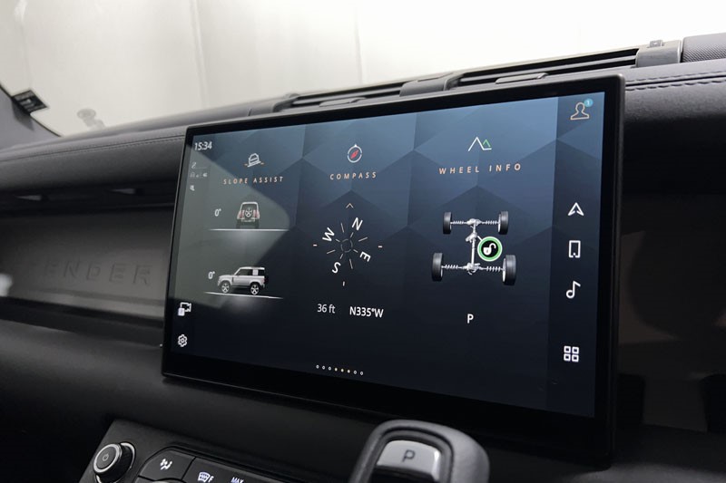 2025 (25) LAND ROVER COMMERCIAL DEFENDER 3.0 D250 Hard Top X-Dynamic SE Auto [3 Seat] 5212555