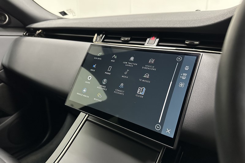 2024 (74) LAND ROVER RANGE ROVER EVOQUE 2.0 D200 Dynamic SE 5dr Auto 5215319