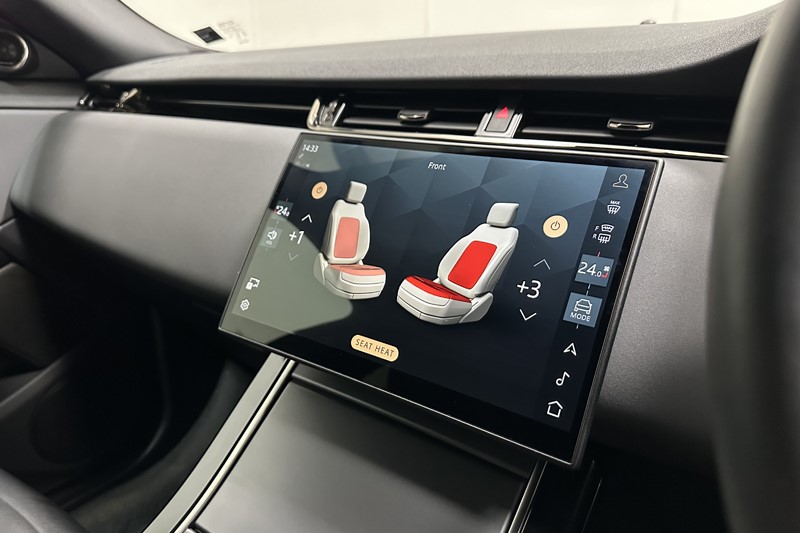 2024 (74) LAND ROVER RANGE ROVER EVOQUE 2.0 D200 Dynamic SE 5dr Auto 5215320