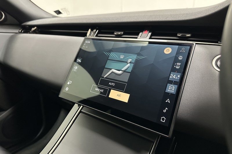 2024 (74) LAND ROVER RANGE ROVER EVOQUE 2.0 D200 Dynamic SE 5dr Auto 5215321