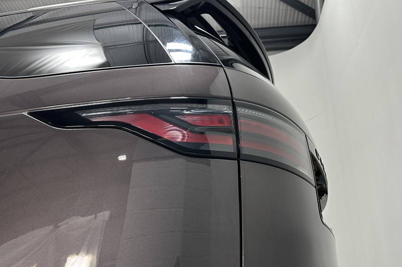 2023 (23) LAND ROVER DISCOVERY 3.0 D300 R-Dynamic SE 5dr Auto 5254822