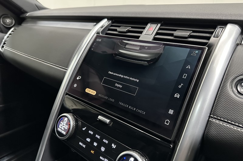 2023 (23) LAND ROVER DISCOVERY 3.0 D300 R-Dynamic SE 5dr Auto 5254806