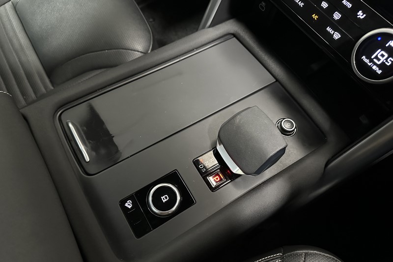 2023 (23) LAND ROVER DISCOVERY 3.0 D300 R-Dynamic SE 5dr Auto 5254794