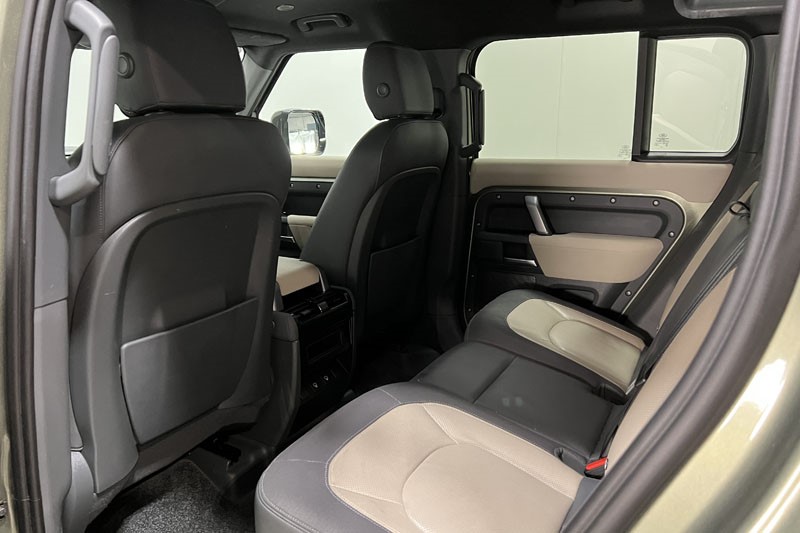 2022 (22) LAND ROVER DEFENDER 2.0 P400e X-Dynamic S 110 5dr Auto 5225861