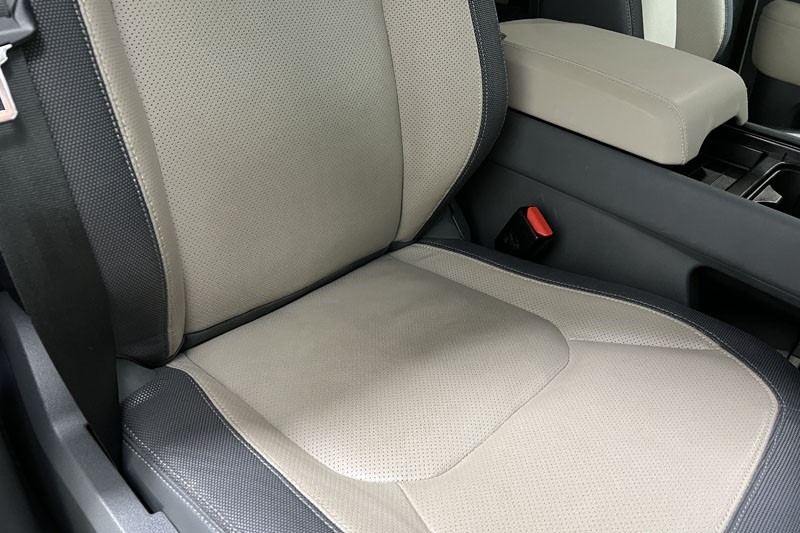 2022 (22) LAND ROVER DEFENDER 2.0 P400e X-Dynamic S 110 5dr Auto 5225844