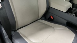 2022 (22) LAND ROVER DEFENDER 2.0 P400e X-Dynamic S 110 5dr Auto 5225844