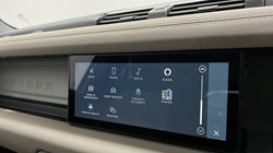 2022 (22) LAND ROVER DEFENDER 2.0 P400e X-Dynamic S 110 5dr Auto 5225857