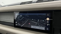 2022 (22) LAND ROVER DEFENDER 2.0 P400e X-Dynamic S 110 5dr Auto 5225853