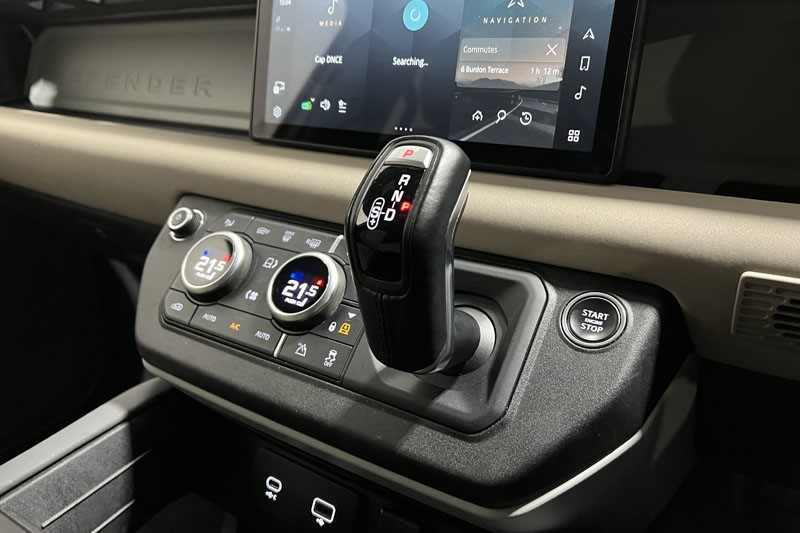 2022 (22) LAND ROVER DEFENDER 2.0 P400e X-Dynamic S 110 5dr Auto 5225850