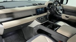 2022 (22) LAND ROVER DEFENDER 2.0 P400e X-Dynamic S 110 5dr Auto 5225859