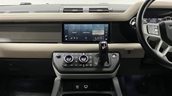 2022 (22) LAND ROVER DEFENDER 2.0 P400e X-Dynamic S 110 5dr Auto 5225839