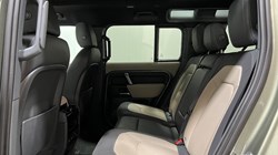 2022 (22) LAND ROVER DEFENDER 2.0 P400e X-Dynamic S 110 5dr Auto 5225833
