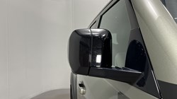 2022 (22) LAND ROVER DEFENDER 2.0 P400e X-Dynamic S 110 5dr Auto 5225869