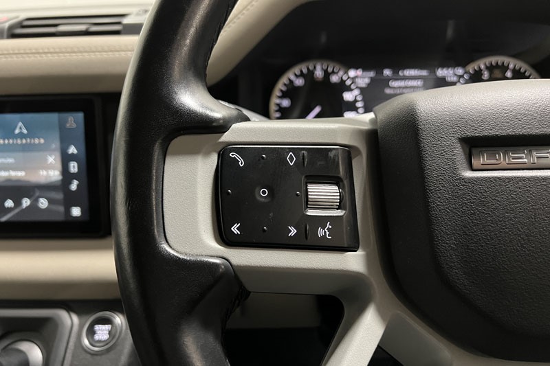 2022 (22) LAND ROVER DEFENDER 2.0 P400e X-Dynamic S 110 5dr Auto 5225847