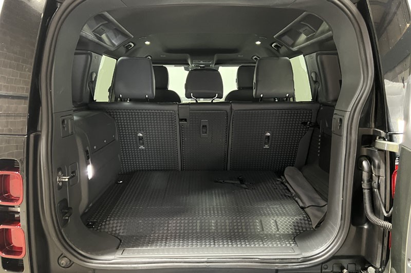 2022 (22) LAND ROVER DEFENDER 2.0 P400e X-Dynamic S 110 5dr Auto 5225863