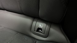 2022 (72) LAND ROVER RANGE ROVER EVOQUE 2.0 D200 Evoque Edition 5dr Auto 5243796