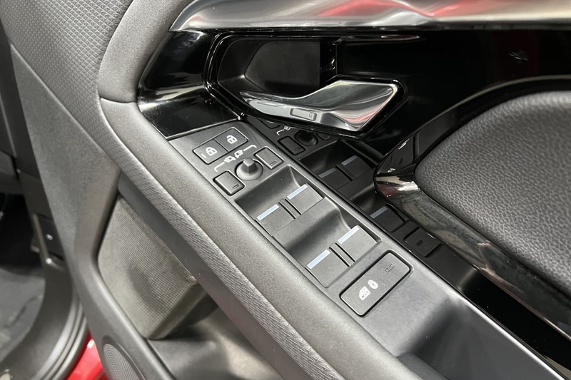 2022 (72) LAND ROVER RANGE ROVER EVOQUE 2.0 D200 Evoque Edition 5dr Auto 5243772