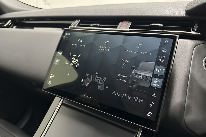 2024 (24) LAND ROVER RANGE ROVER VELAR 2.0 D200 MHEV Dynamic SE 5dr Auto 5227720