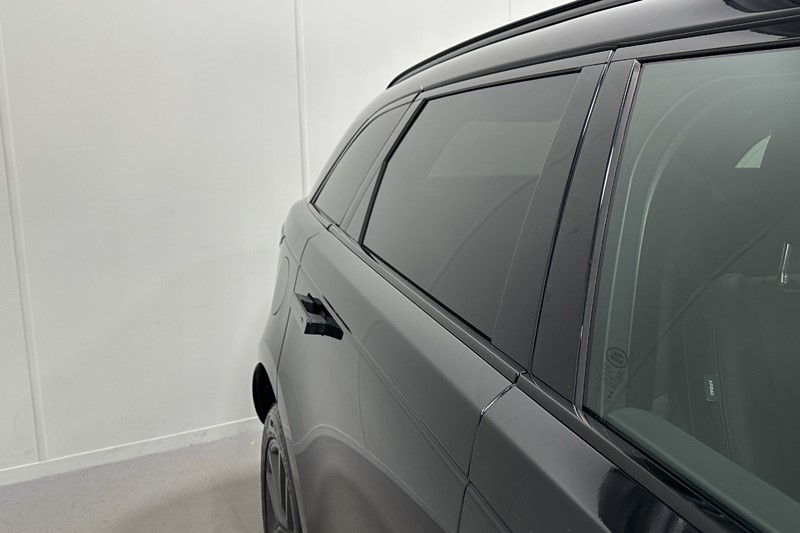 2024 (24) LAND ROVER RANGE ROVER VELAR 2.0 D200 MHEV Dynamic SE 5dr Auto 5227741