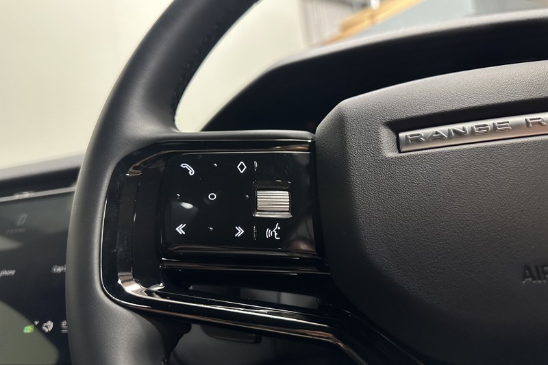 2024 (24) LAND ROVER RANGE ROVER VELAR 2.0 D200 MHEV Dynamic SE 5dr Auto 5227715