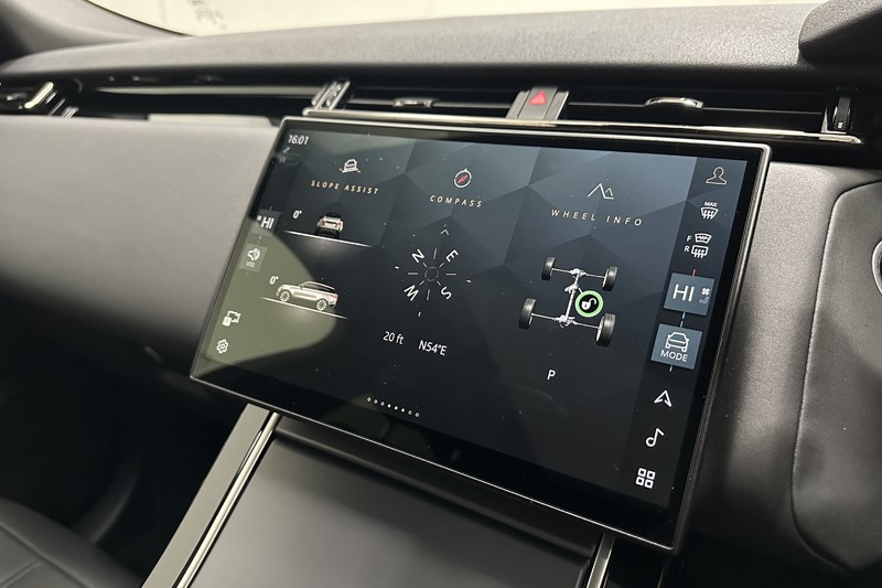 2024 (24) LAND ROVER RANGE ROVER VELAR 2.0 D200 MHEV Dynamic SE 5dr Auto 5227719