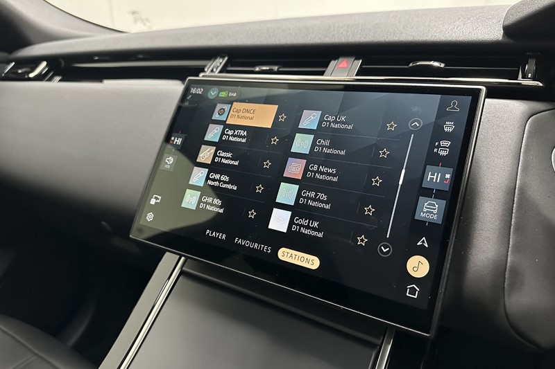 2024 (24) LAND ROVER RANGE ROVER VELAR 2.0 D200 MHEV Dynamic SE 5dr Auto 5227727