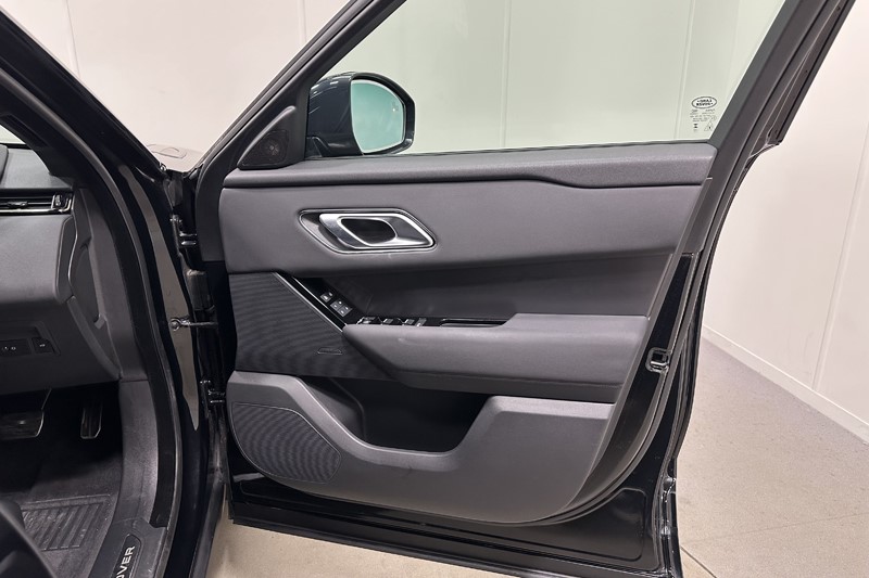 2024 (24) LAND ROVER RANGE ROVER VELAR 2.0 D200 MHEV Dynamic SE 5dr Auto 5227706