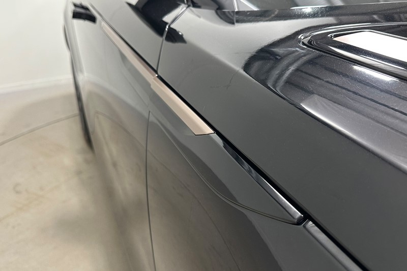 2024 (24) LAND ROVER RANGE ROVER VELAR 2.0 D200 MHEV Dynamic SE 5dr Auto 5227743