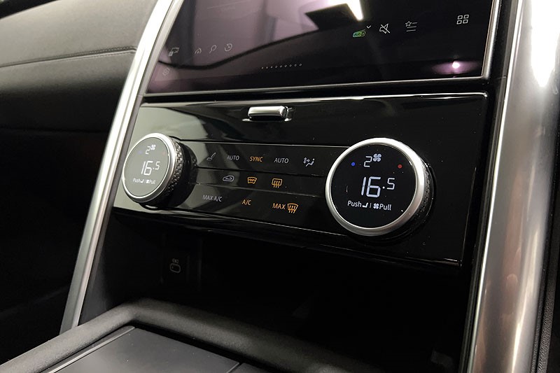 2023 (23) LAND ROVER DISCOVERY 3.0 D300 S 5dr Auto 5225594