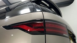 2023 (23) LAND ROVER DISCOVERY 3.0 D300 S 5dr Auto 5225617